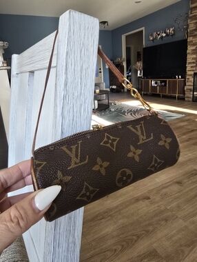 Authentic Louis Vuitton Brown Monogram Mini Papillion Handbag